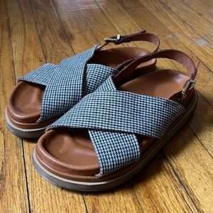 Marshmallow Harris Check - Brown Leather Sandals